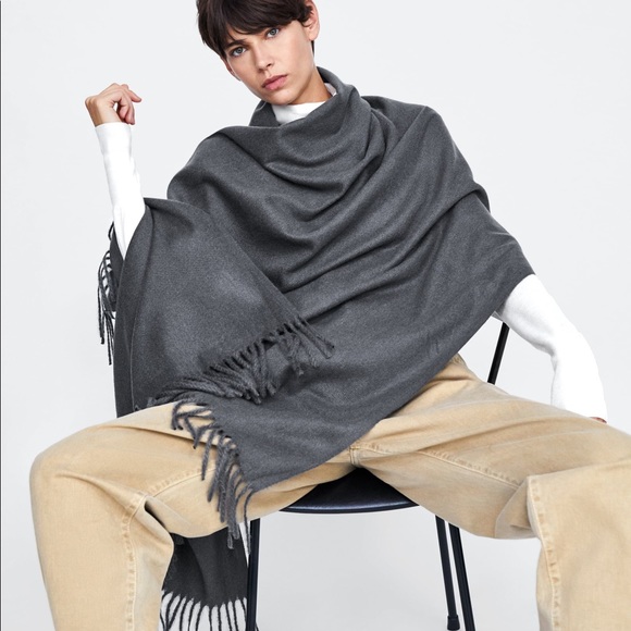 ZARA SOFT FEEL FRINGED GRAY SCARF BRAND NEW WITH TAGS BLOGGERS FAV COZY WARM - Picture 2 of 5
